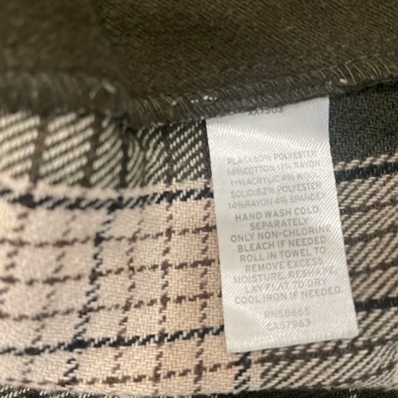 Women’s size XS oversized fit shirt - Picture 3 of 3